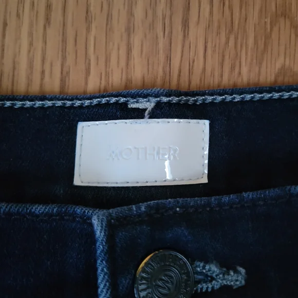 Mother The Hustler Roller Sneak Jeans in Karaoke In Kyoto - Picture 2 of 8